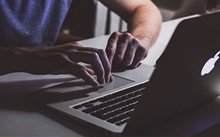 从5轮不胜到4-1逆转！利物浦的救赎之夜，揭开两大真相，足坛新王已然登基